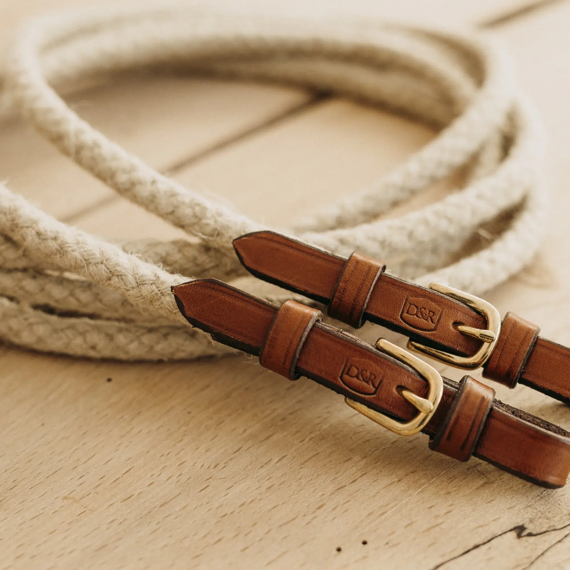 Zügel aus Hanfseil und Bio-Leder "Claudius" 5 Hanfzügel, Zügel aus Hanf, nachhaltig, Lederverschluss karamell